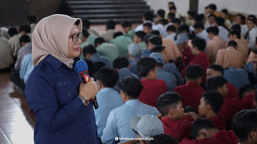 https://mail.smkn3banjarmasin.sch.id/images/noimage.jpg