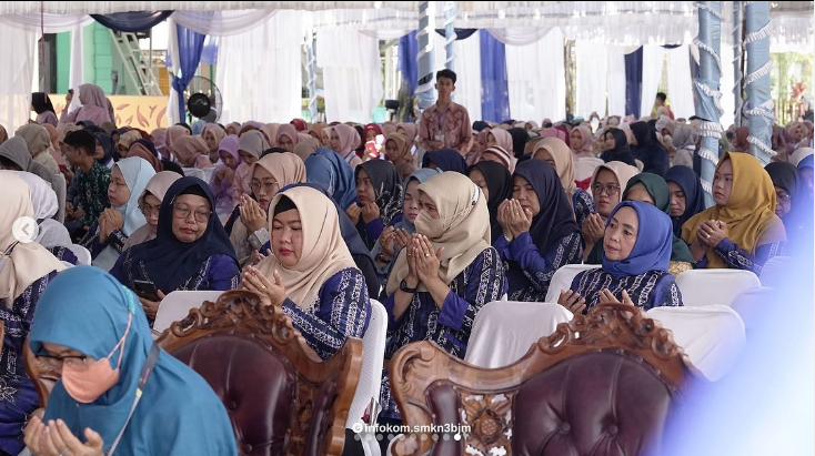 https://mail.smkn3banjarmasin.sch.id/images/noimage.jpg