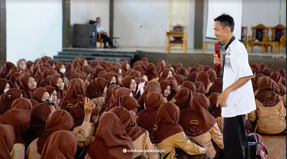https://mail.smkn3banjarmasin.sch.id/images/noimage.jpg