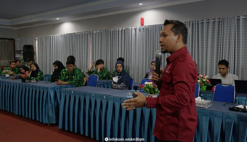 https://mail.smkn3banjarmasin.sch.id/images/noimage.jpg