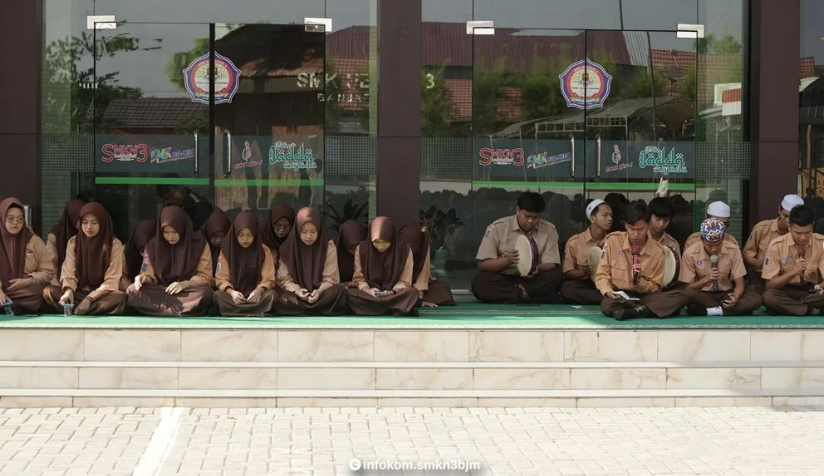 https://mail.smkn3banjarmasin.sch.id/images/noimage.jpg