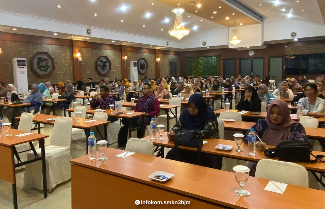https://mail.smkn3banjarmasin.sch.id/images/noimage.jpg