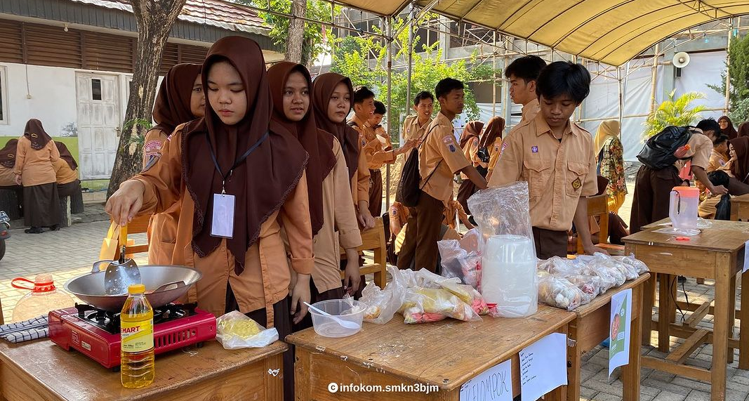 https://mail.smkn3banjarmasin.sch.id/images/noimage.jpg