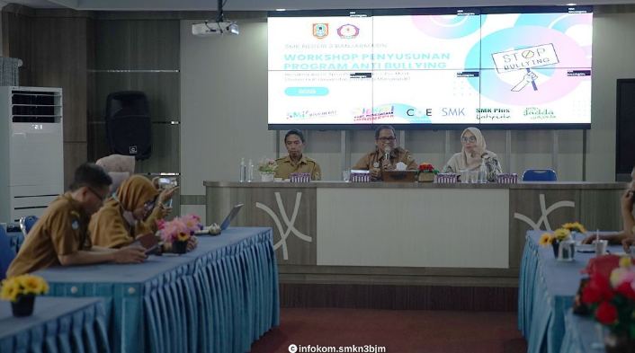 https://mail.smkn3banjarmasin.sch.id/images/noimage.jpg