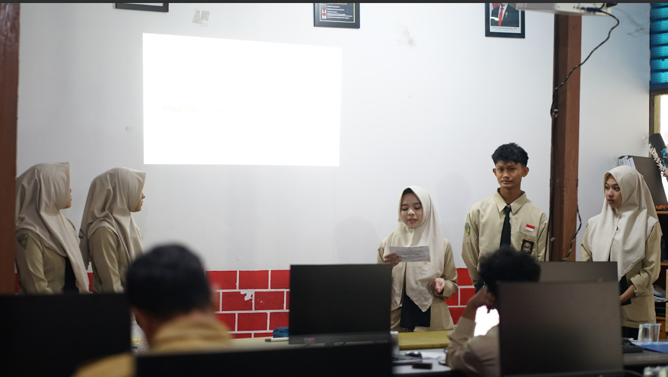 https://mail.smkn3banjarmasin.sch.id/images/noimage.jpg