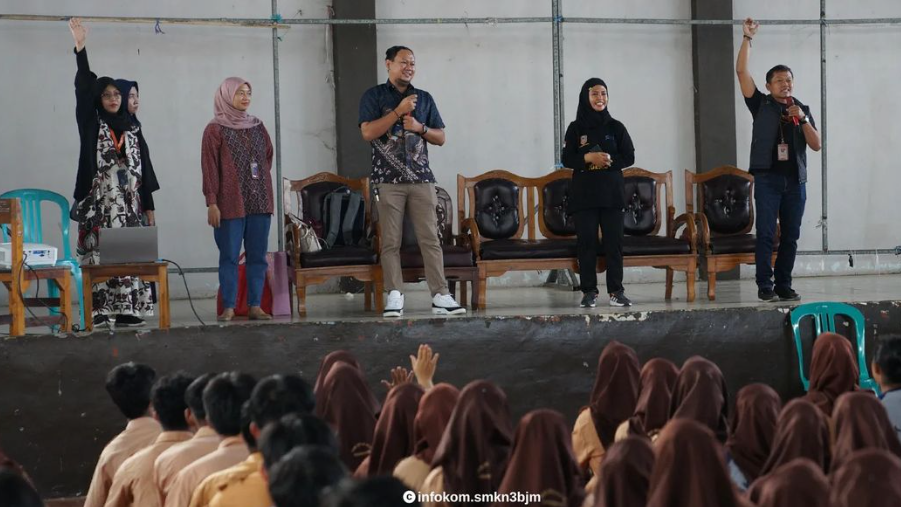 https://mail.smkn3banjarmasin.sch.id/images/noimage.jpg