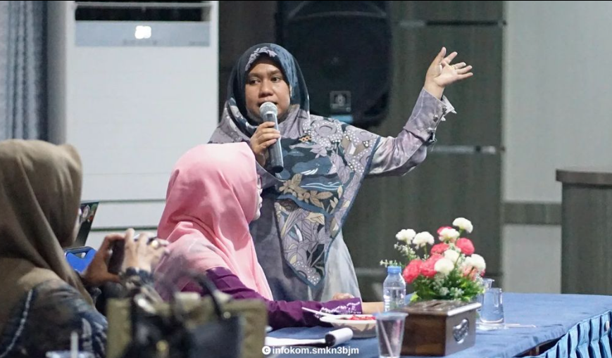 https://mail.smkn3banjarmasin.sch.id/images/noimage.jpg